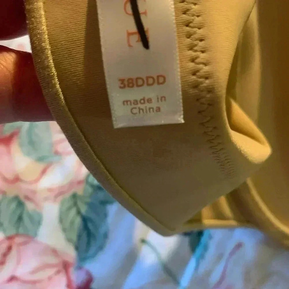 Cacique Womenβs Tan Bra Size 38DDD - Picture 16 of 16
